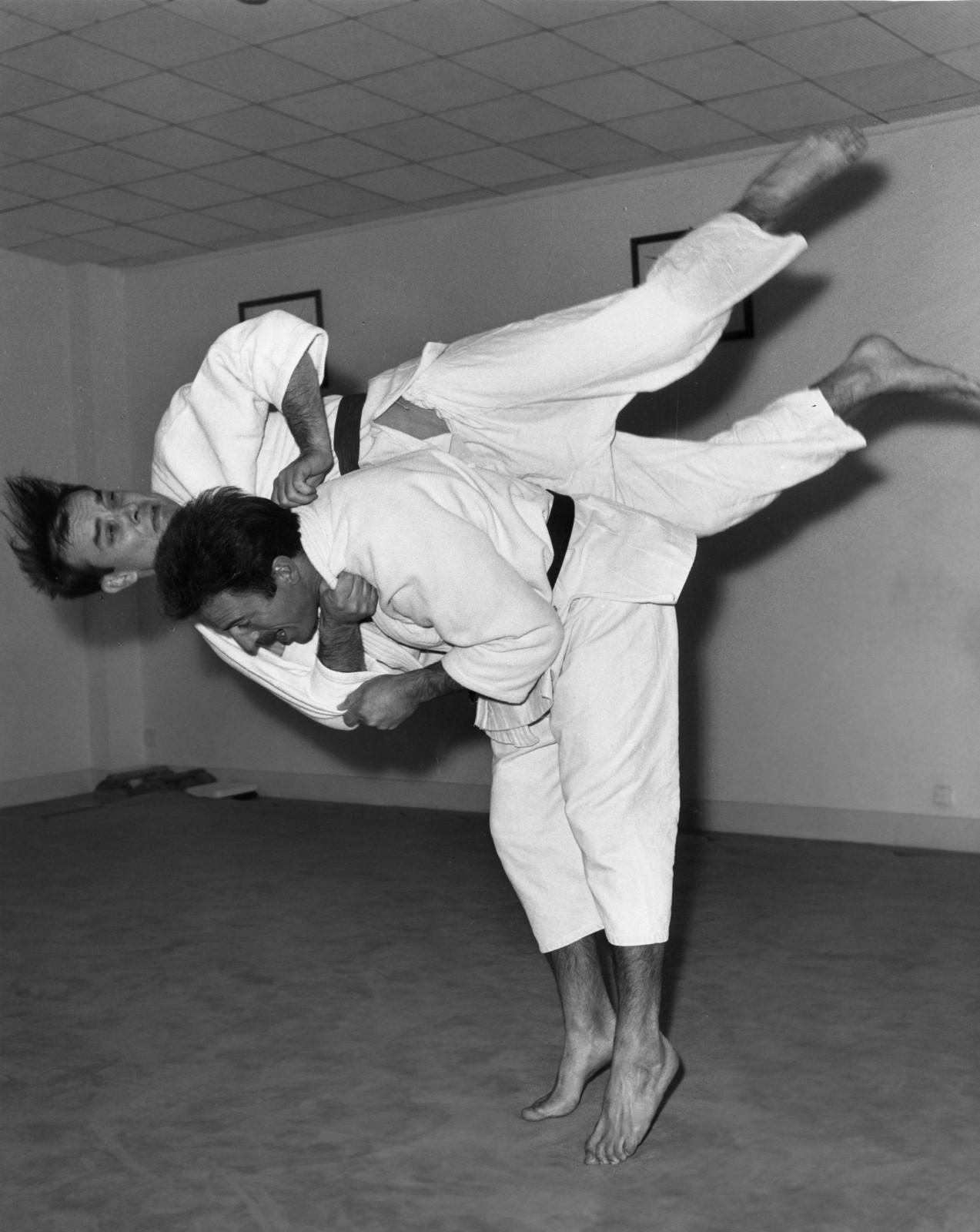 Yves Klein doing a Judo take