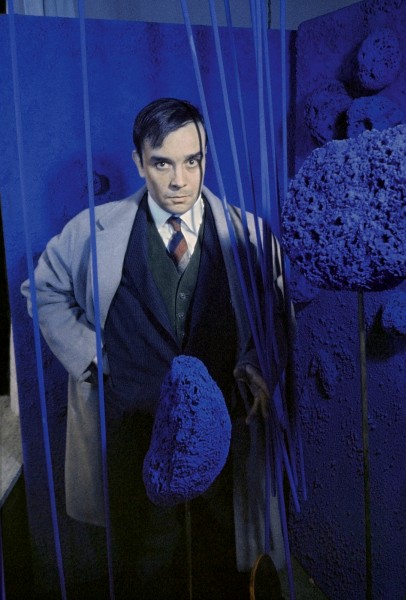 Yves Klein Monochrome und Feuer