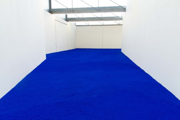 Yves Klein - Pigment Pur