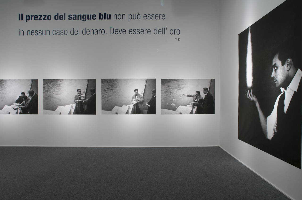 Vue de l'exposition "Yves Klein Judo Teatro Corpo e Visioni", Palazzo Ducale - Fondazione per la Cultura, Gênes, Italie, 2012