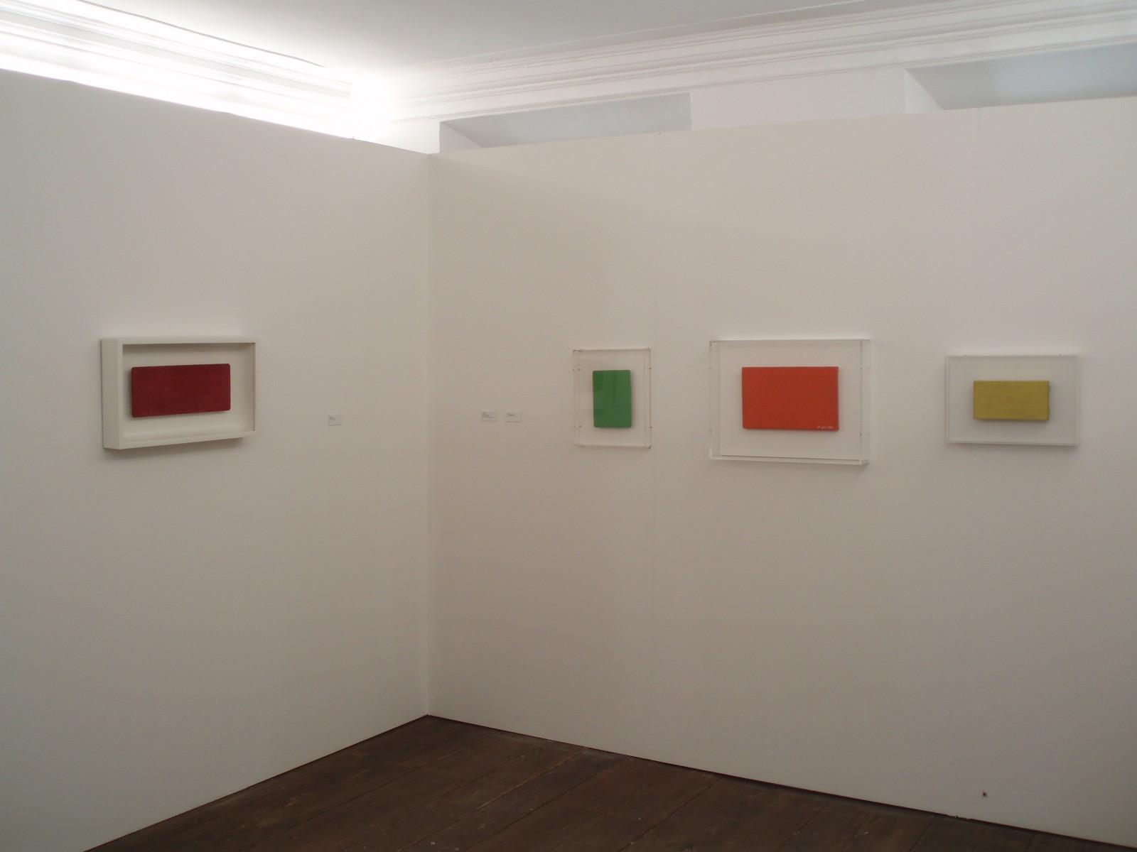 View of the exhibition, "Yves Klein. Der Sprung ins Leere. Pretiosen des Nouveau Réalisme", Museum Moderner Kunst, 2006