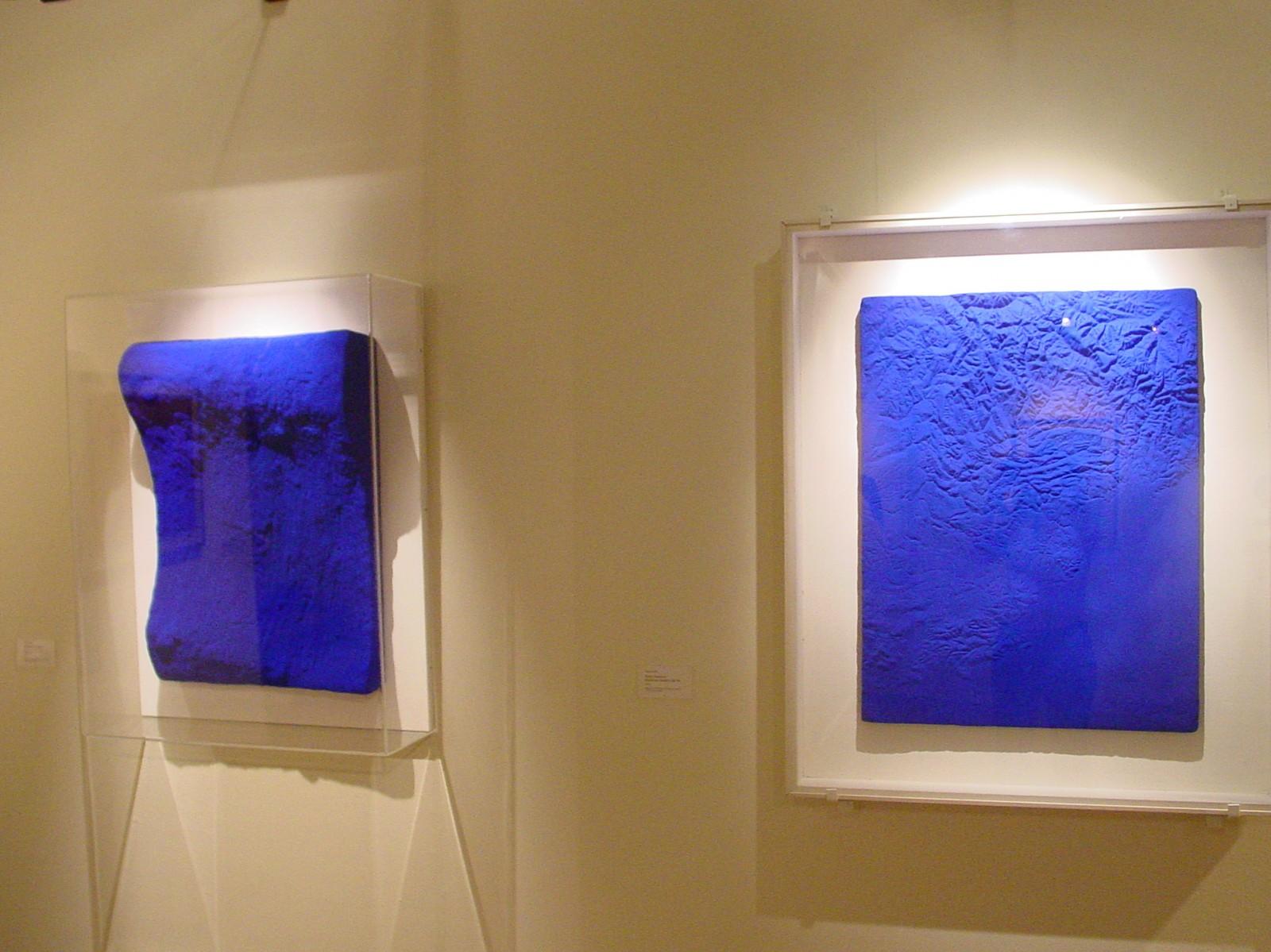 View of the exhibition, "Marie Raymond - Yves Klein", Musée des Beaux-Arts de Carcassonne, 2006