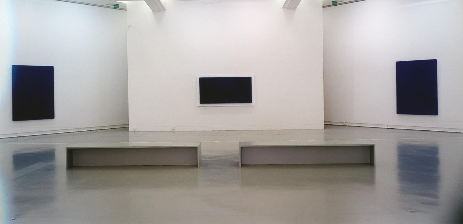 Vue de l'exposition, "Yves Klein, "La vie, la vie elle-même qui est l'art absolu", MAMAC - Musée d'Art Moderne et d'Art Contemporain de Nice, 2000