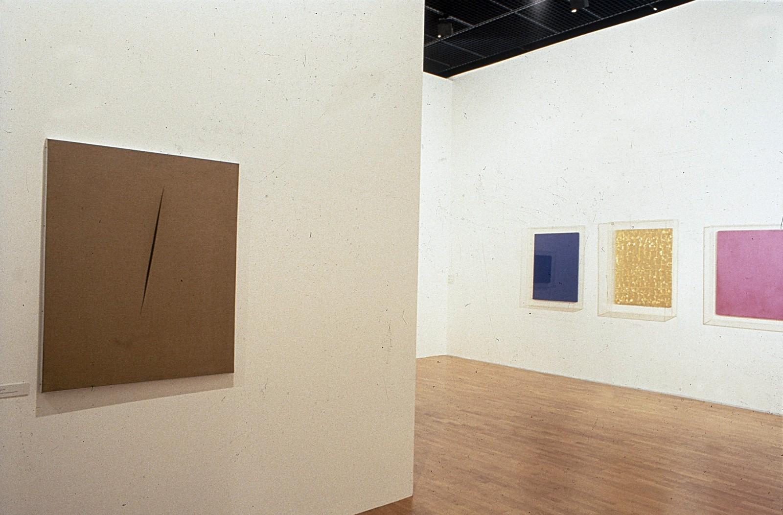 View of the exhibition "La Couleur seule : l'expérience du monochrome", Musée Saint-Pierre art contemporain, 1988 (IKB 68, MG 8, MP 19)