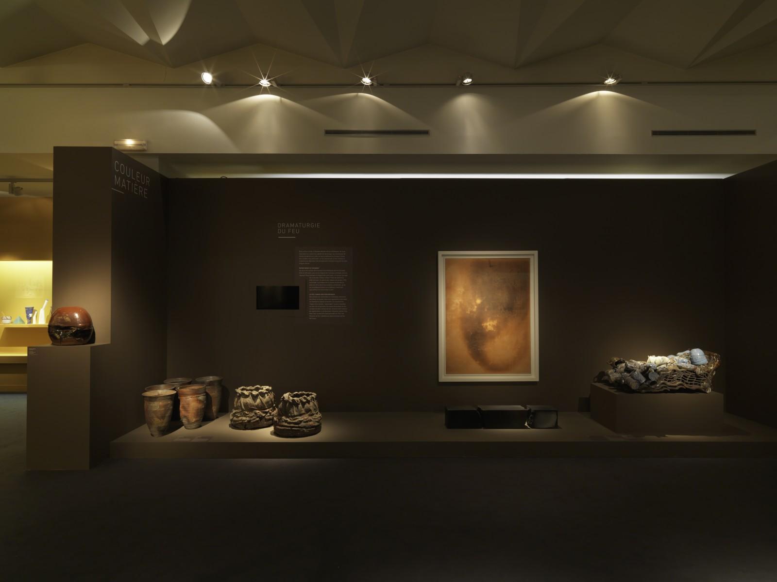 Vue de l'exposition "L’expérience de la couleur", Musée nationale de céramique, 2017 (F 74)