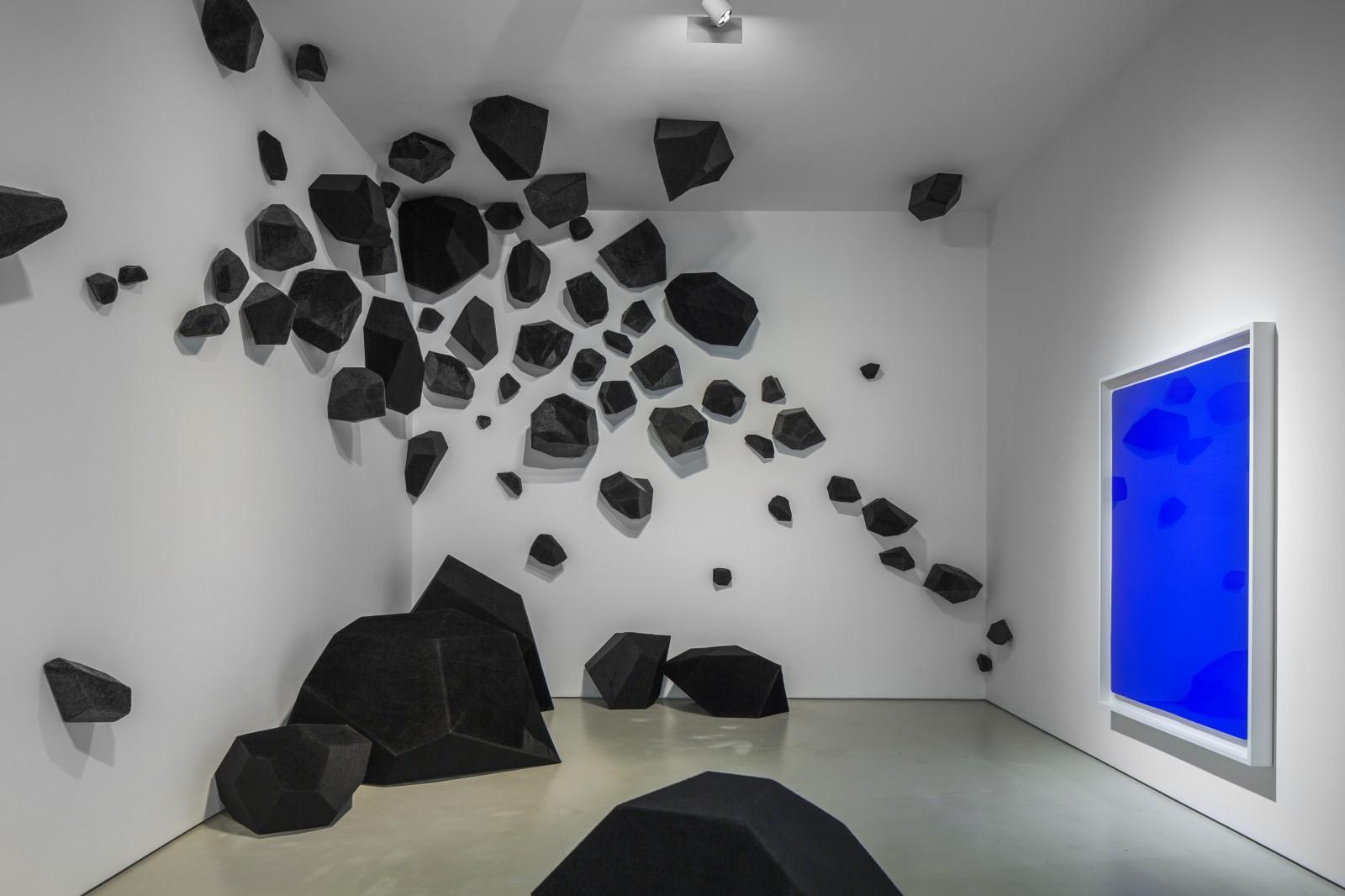 View of the exhibition "The Challenging Souls - Yves Klein, Lee Ufan, Ding Yi"