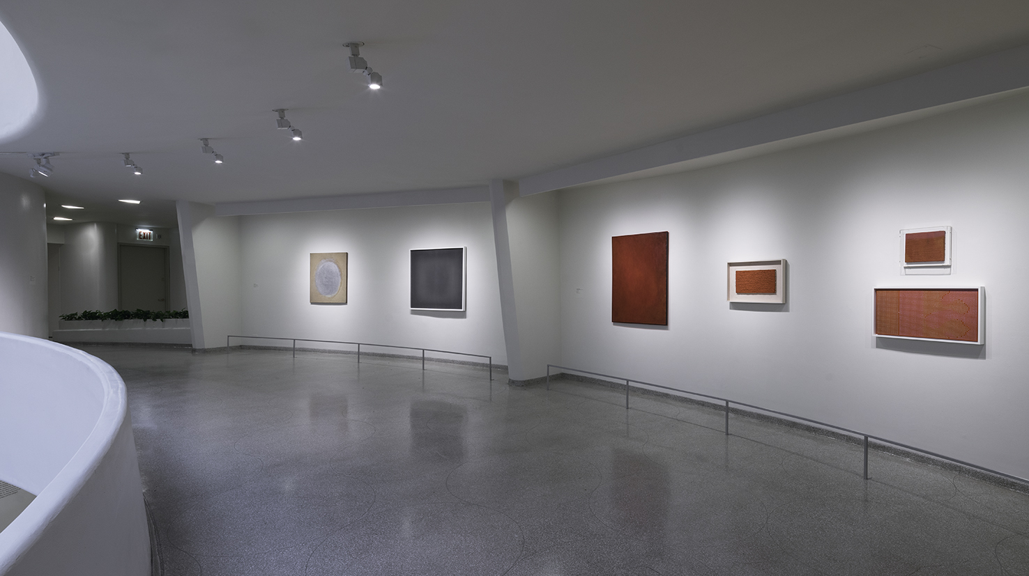 Vue de l'exposition "ZERO - Countdown to tomorrow 1950's  60's", Solomon R. Guggenheim Museum, 2014