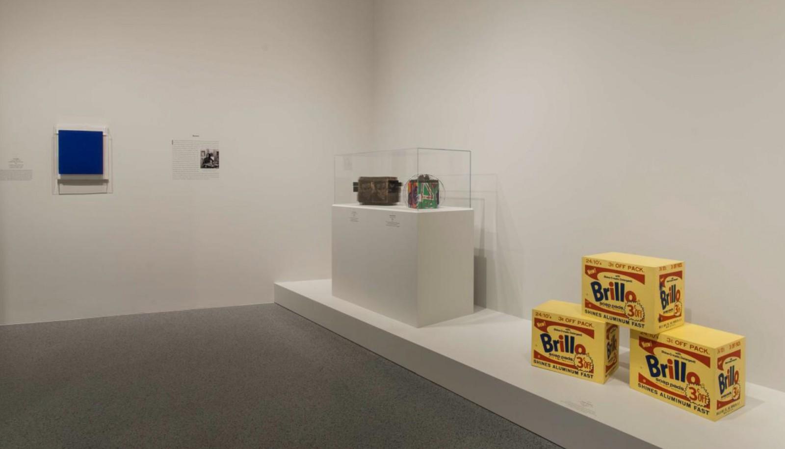 View of the exhibition "From Los Angeles to New York: The Dwan Gallery 1959-1971", National Gallery of Art, 2017 (IKB 187)