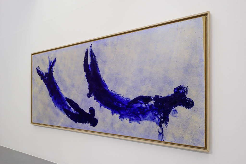 Vue de l'exposition "Yves Klein - Theatre of the Void", Tate Liverpool, 2016