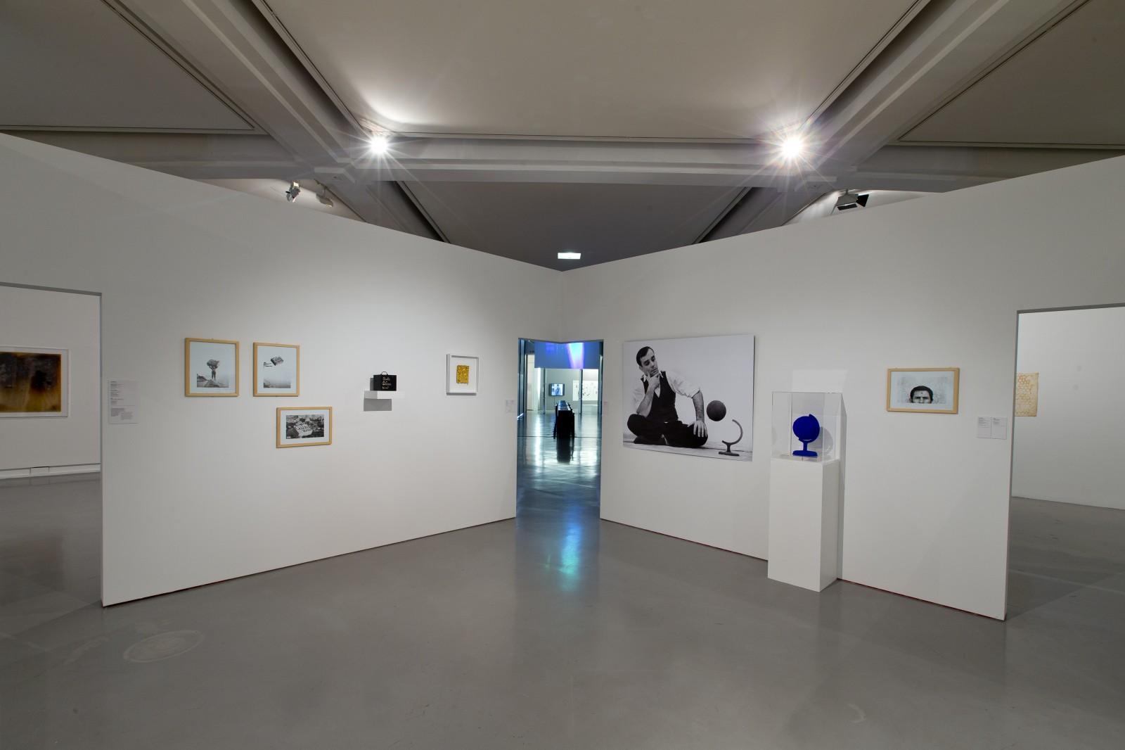 View of the exhibition, "A propos de Nice. 1947-1977", MAMAC - Musée d'Art Moderne et d'Art Contemporain de Nice, 2017 (RP 7)