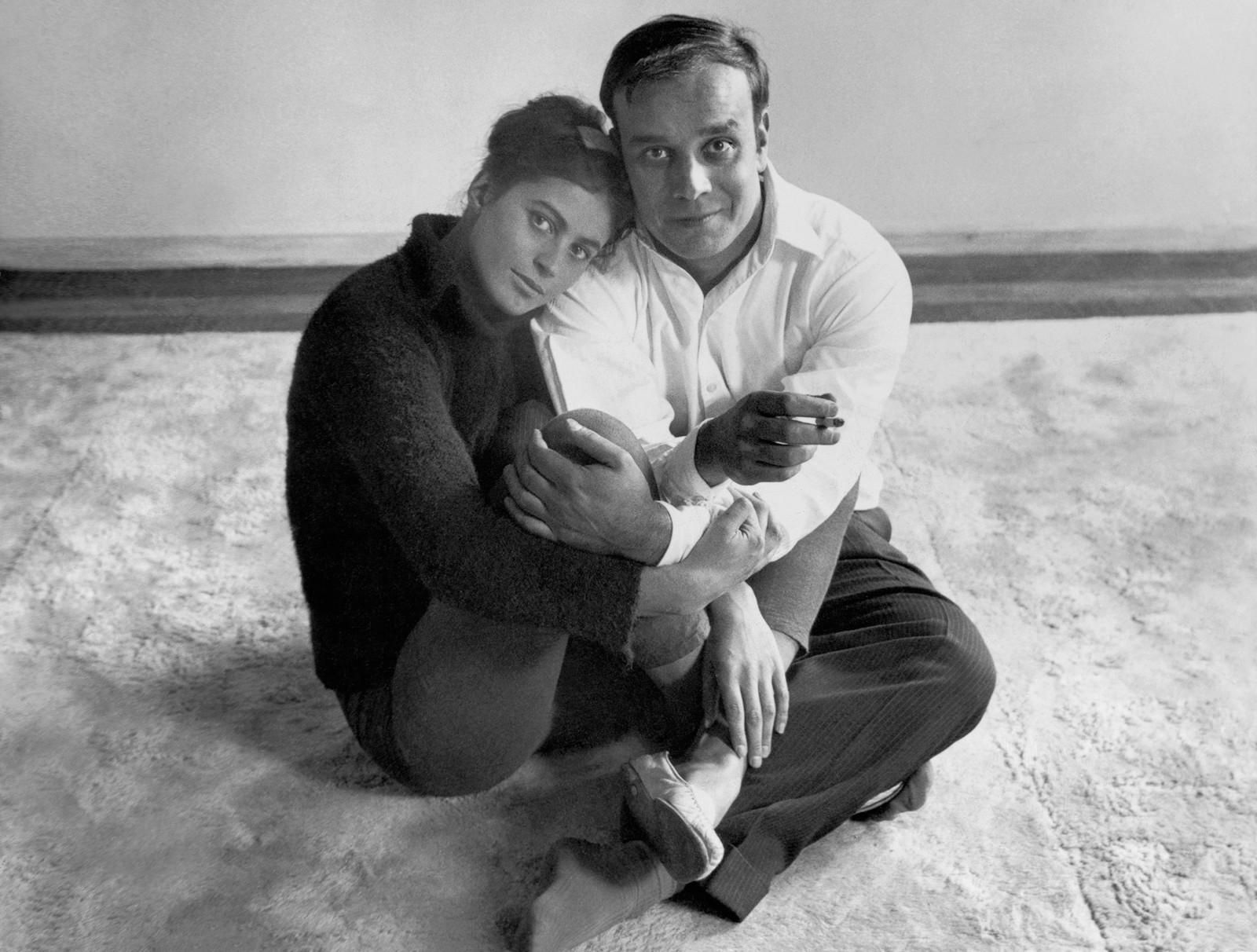 Yves Klein and Rotraut's portrait in their appartment