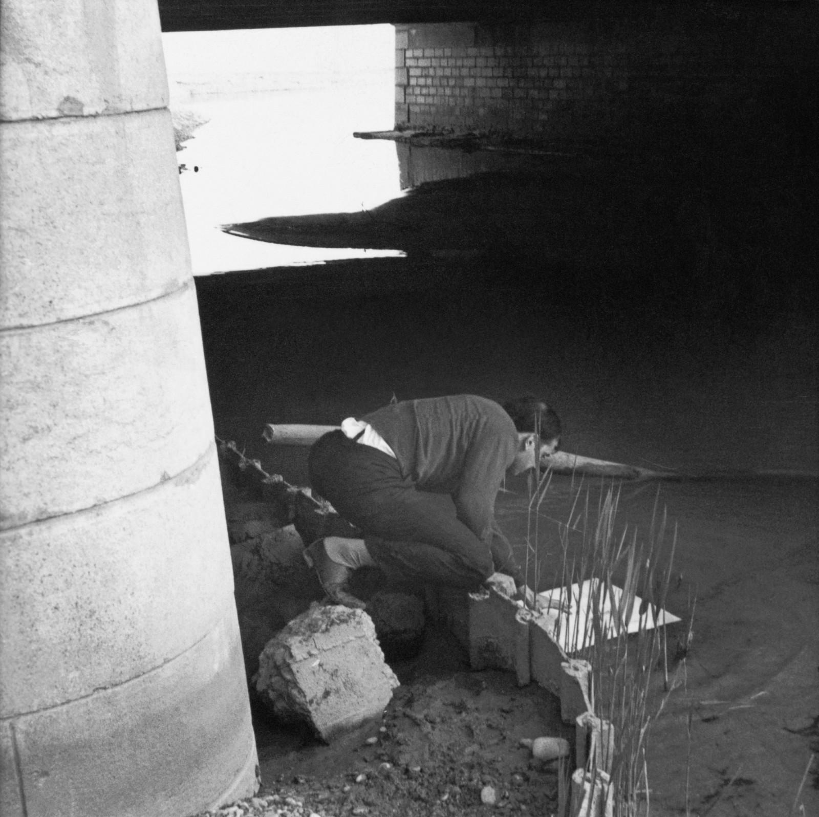 Yves Klein realizing a Cosmogony on the banks of the Loup River (COS 4)