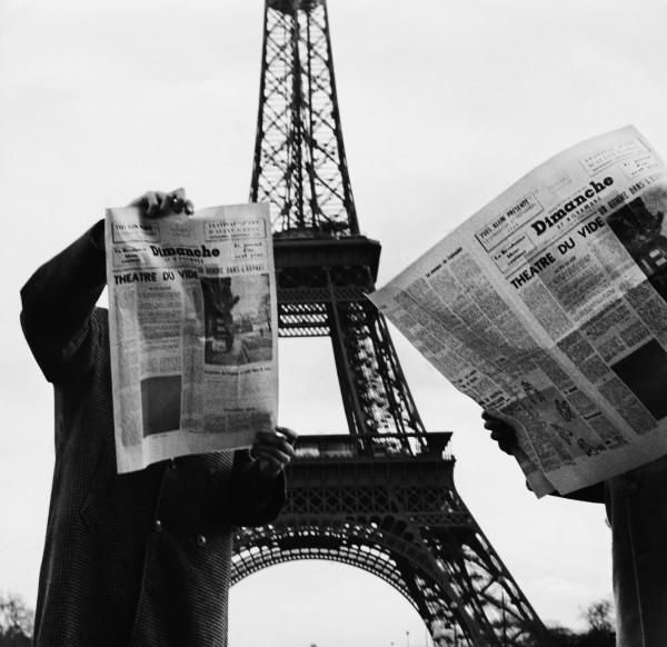 Publication of "Dimanche 27 novembre, le journal d'un seul jour", an artistic event by Yves Klein as part of the Festival d'Art d'Avant-Garde (Avant-Garde Art Festival).