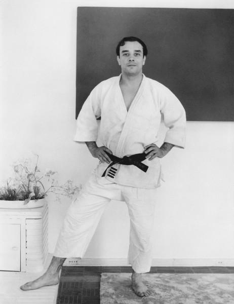 Portrait d'Yves Klein en judoka